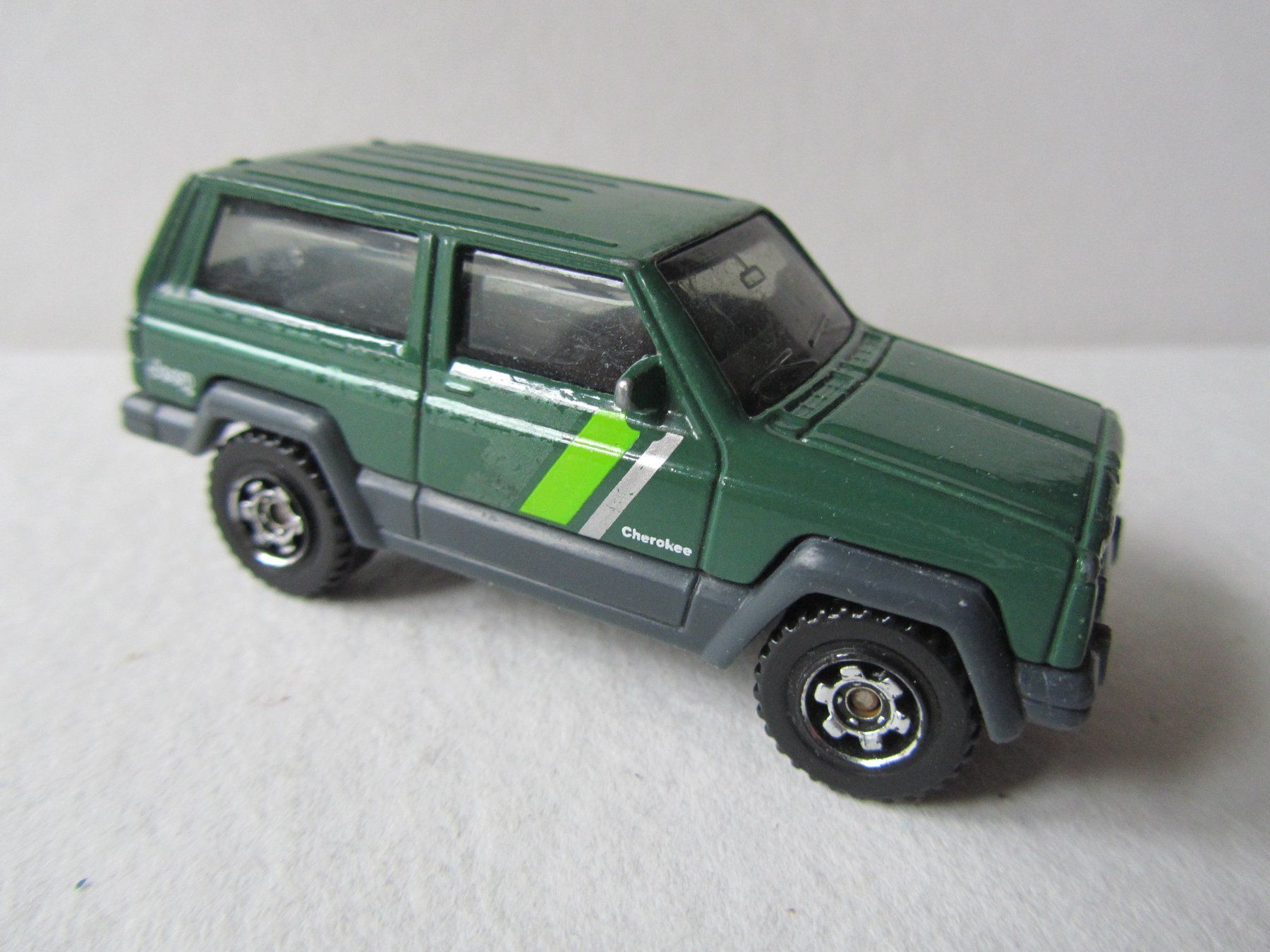 Matchbox Modellini d'auto: Jeep Cherokee, Matchbox Thailand – Usato da Weiningen ZH venduto da dietsch57 2