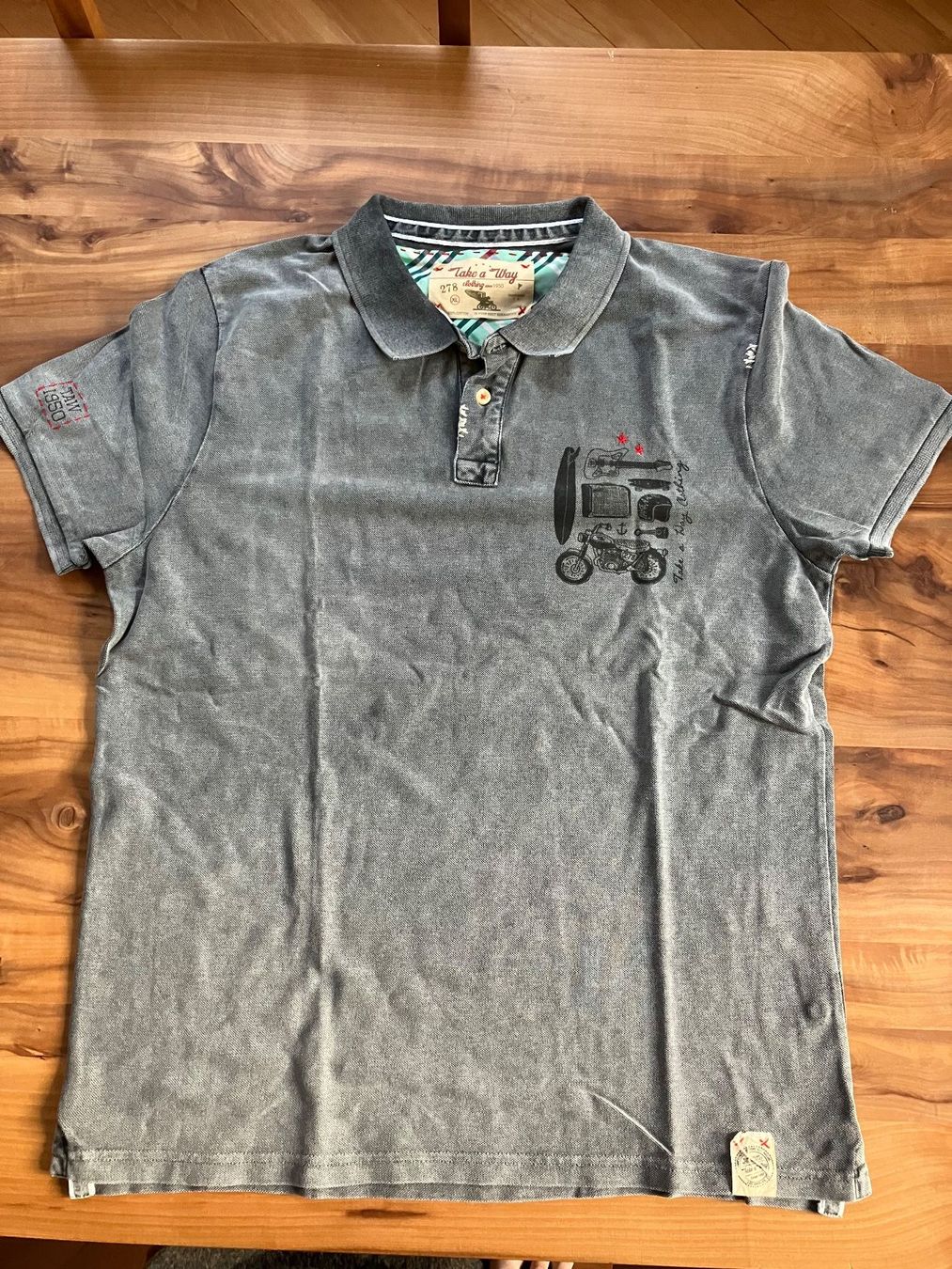 Magliette Polo: schönes Poloshirt , grau – Usato da Bern venduto da sturmmoewe