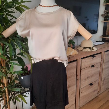 Bluse Kurzarm VILA EU 34 beige guter Zustand