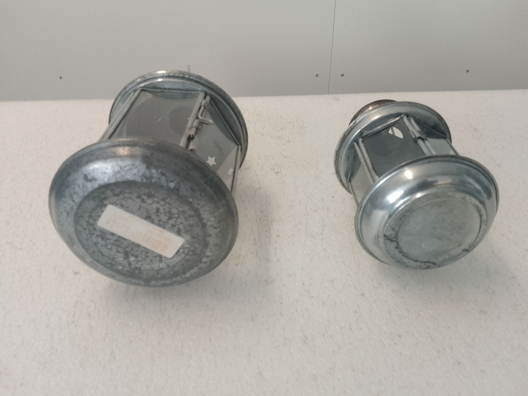 Lanterne: 2 Windlichter Metall silberfarben  – Usato da Trubschachen venduto da Caddy8 4