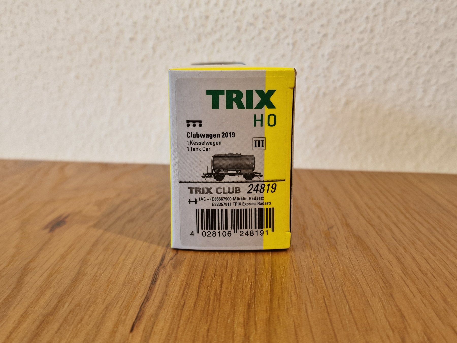 Trix Modellini di ferrovie: DB Tankwagen H0 – Nuovo e nell'imballaggio originale da Matten b. Interlaken venduto da lor_hr9w 5