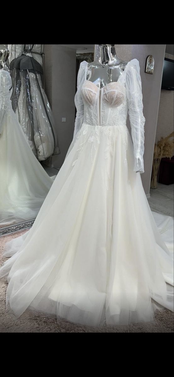 Kleider: Hochzeitskleid M – Neu (gemäss Beschreibung) aus Zell LU von AliAli24