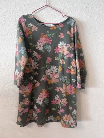 Robe kaki fleurie H&M - taille 5-6 ans