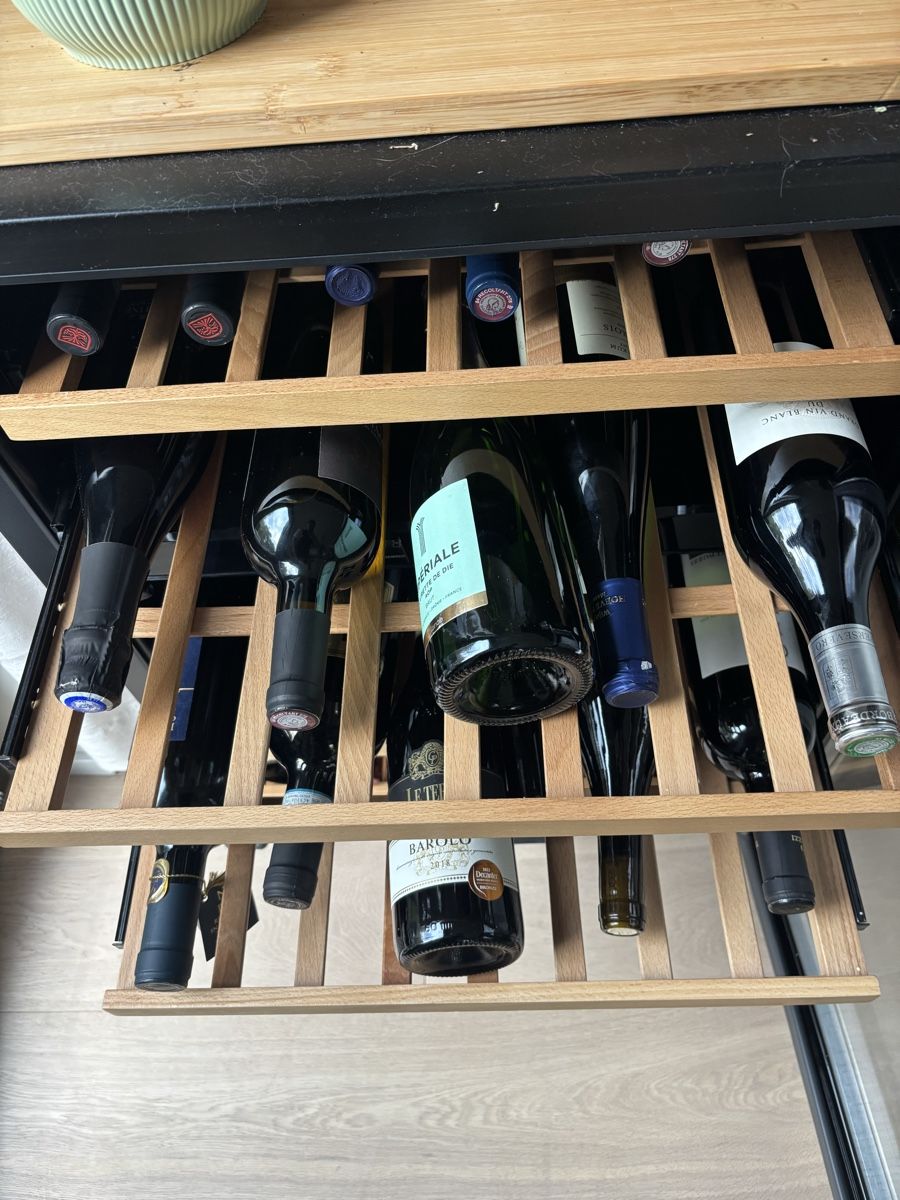Réfrigérateurs: Kibernetik 2-Zonen wine cooler – Défectueux à Rüschlikon par Dbloemhof 2