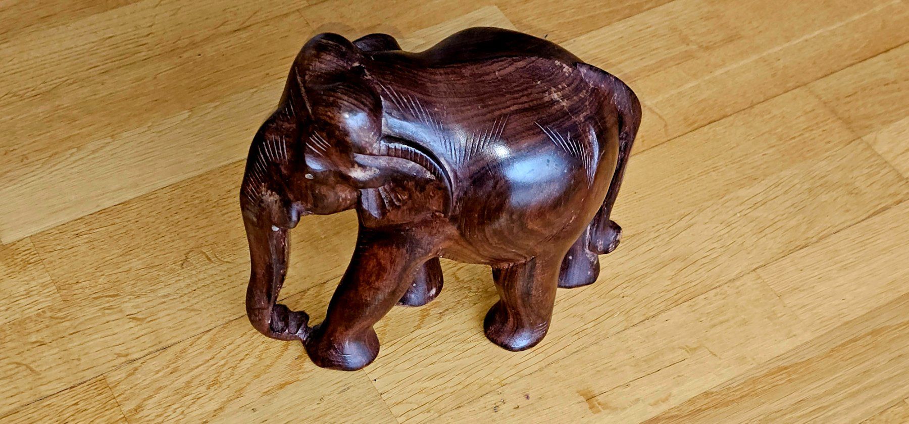 Statuette: Holz Elefant  Tierfigur, Handarbeit ! – Usato da Kreuzlingen venduto da UAE 3
