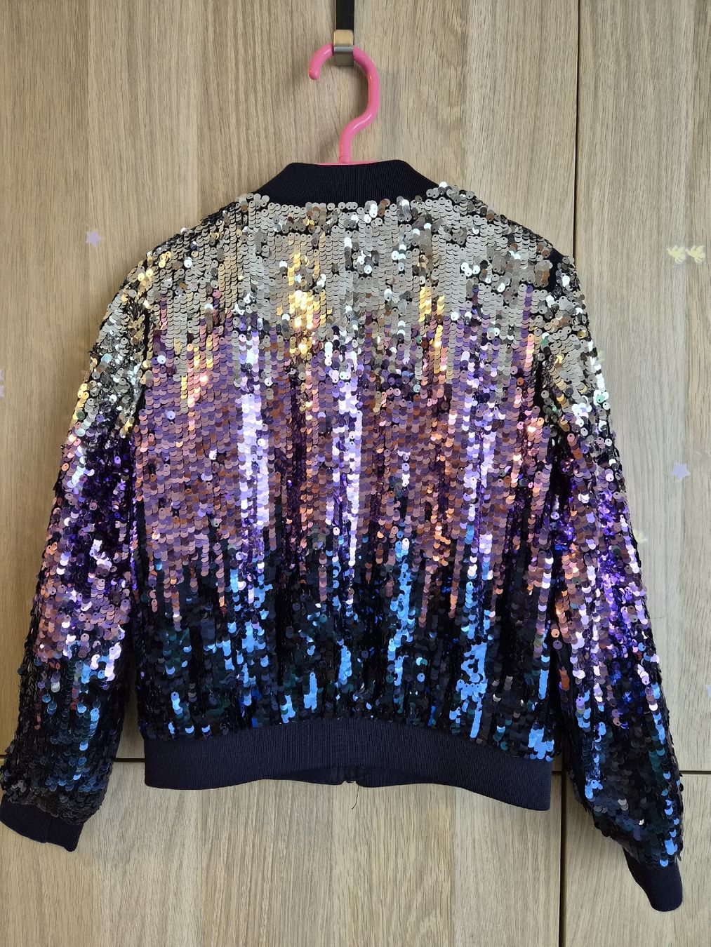 H&M Giacche & Cappotti: Veste à sequins multicolores ✨ 128 H&M – Usato da Payerne venduto da fantasy124 1