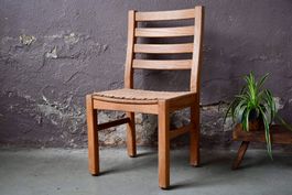 Chaise brutaliste en bois de pin et corde design scandinave