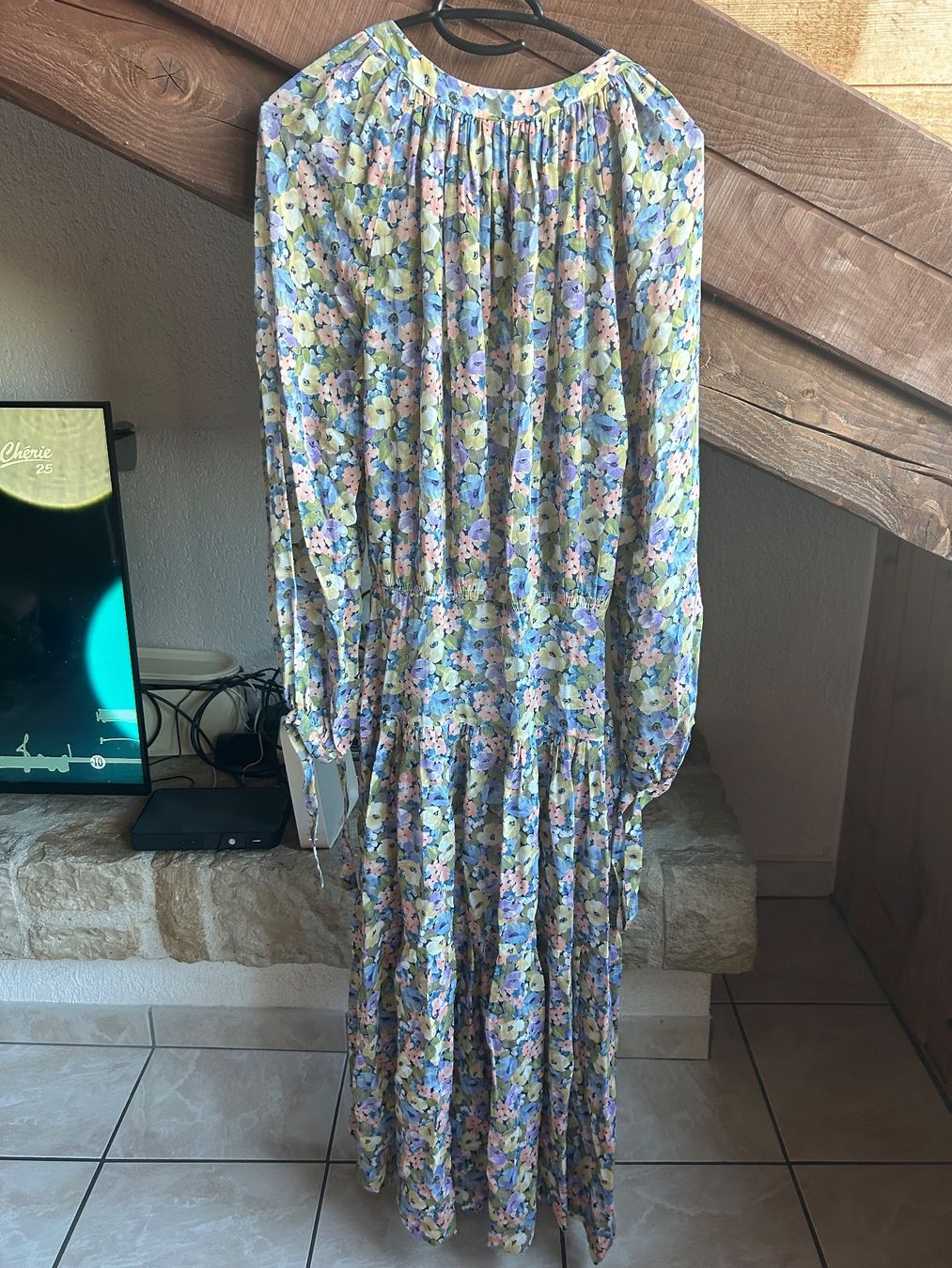 Vestiti: Robe fleurie longues manches vintage – Usato da Courrendlin venduto da loko2910 3