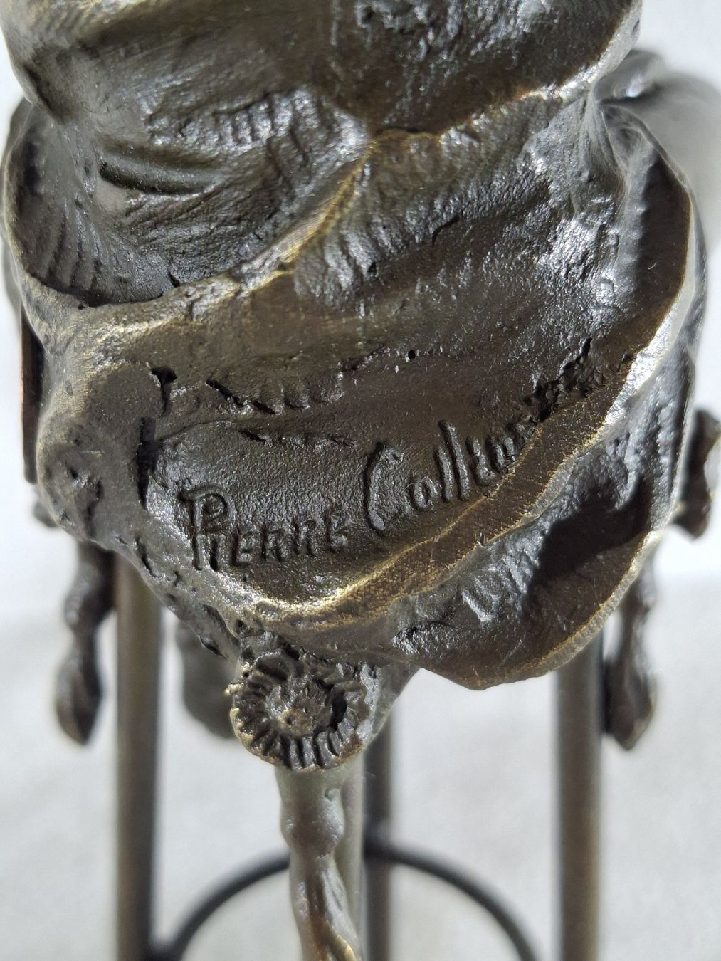 Sculture & Statue: Bronze  Dame auf Stuhl ein Apfel in der Hand – Usato da Grindelwald venduto da carro5 3
