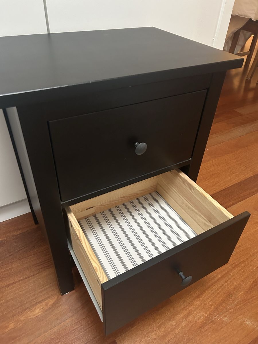 Ikea Comodini: HEMNES Kommode mit 2 Schubladen | Schwarz  – Usato da Rotkreuz venduto da Kircholm1605 3