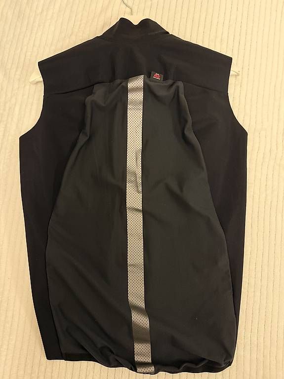 Gilet & Giacche: Assos, Equipe RS Targa Vest – Usato da Kriegstetten venduto da Levin7 2