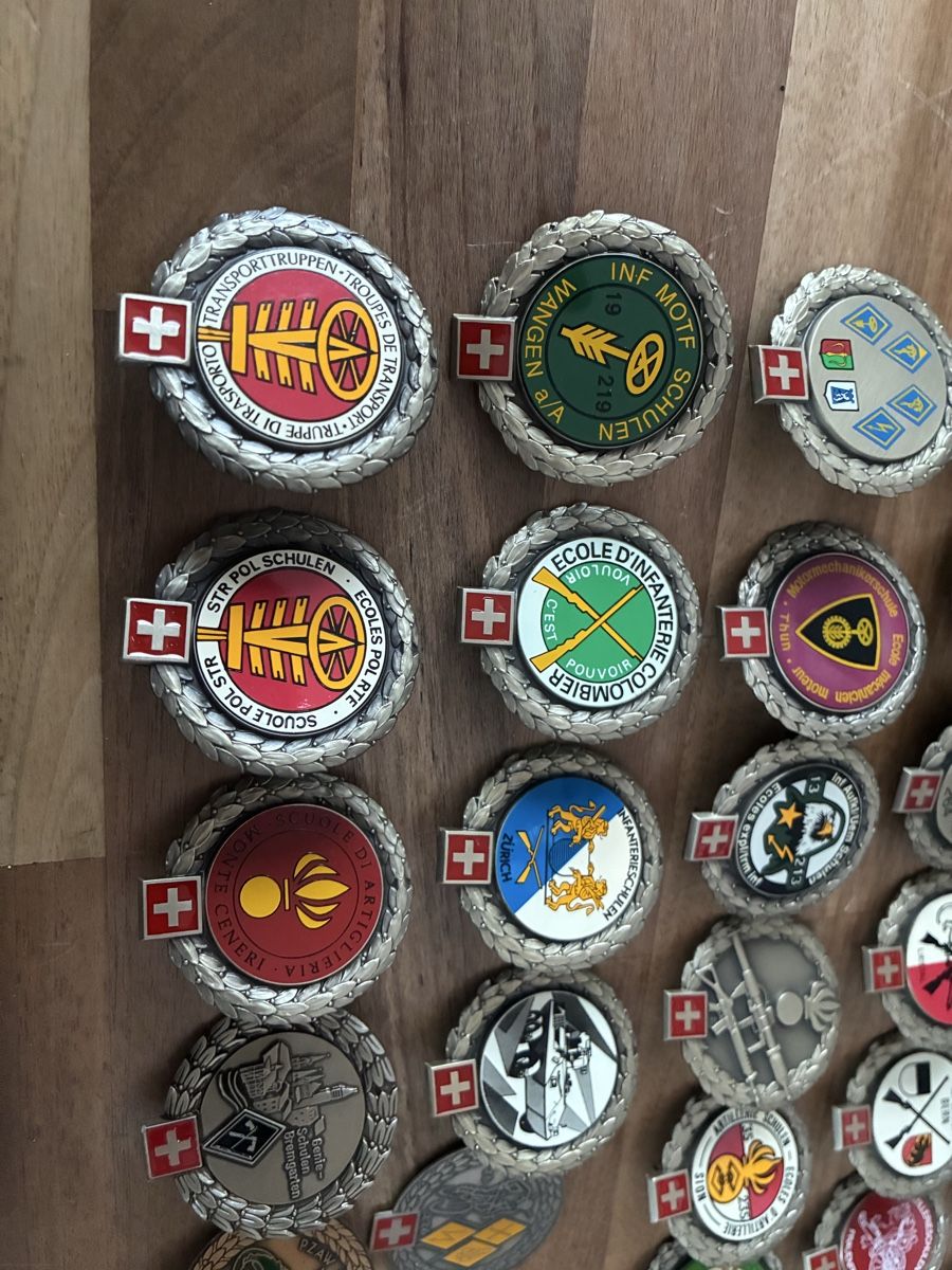 Medaglie: Schweizer armee 37 emblem aus sammlungs liq – Usato da Oberiberg venduto da reimet 1