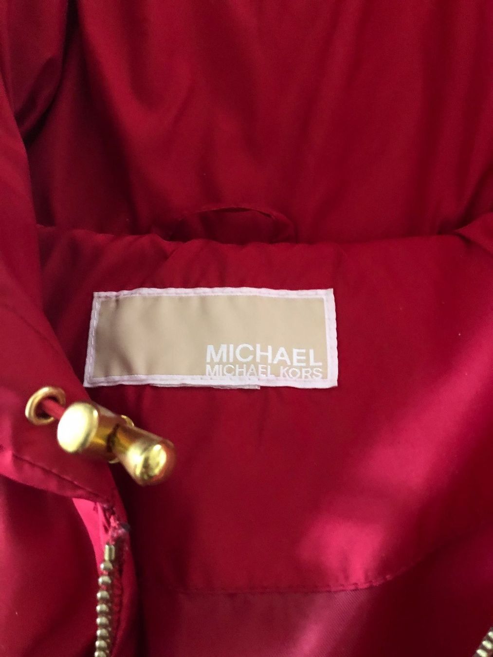 Michael Kors Jacken: Michael Kors Daunenjacke Bordeaux-rot – Neu (gemäss Beschreibung) aus Unterseen von amj_zz7j 1
