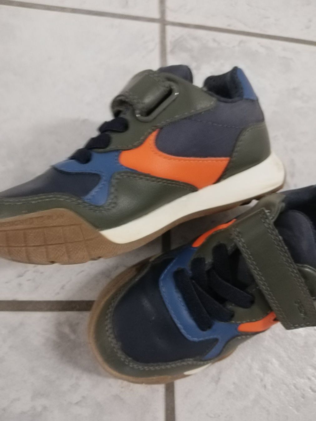 Geox Scarpe per ragazzi: GEOX Kindersneakers Gr 28 – Usato da Untersiggenthal venduto da Marlen59 3