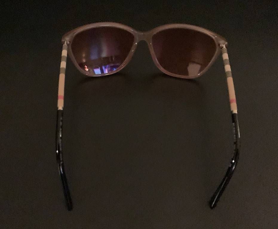 Lunettes & Verres: Burberry Sonnenbrille – D'occasion à Bern par Nici2210 1
