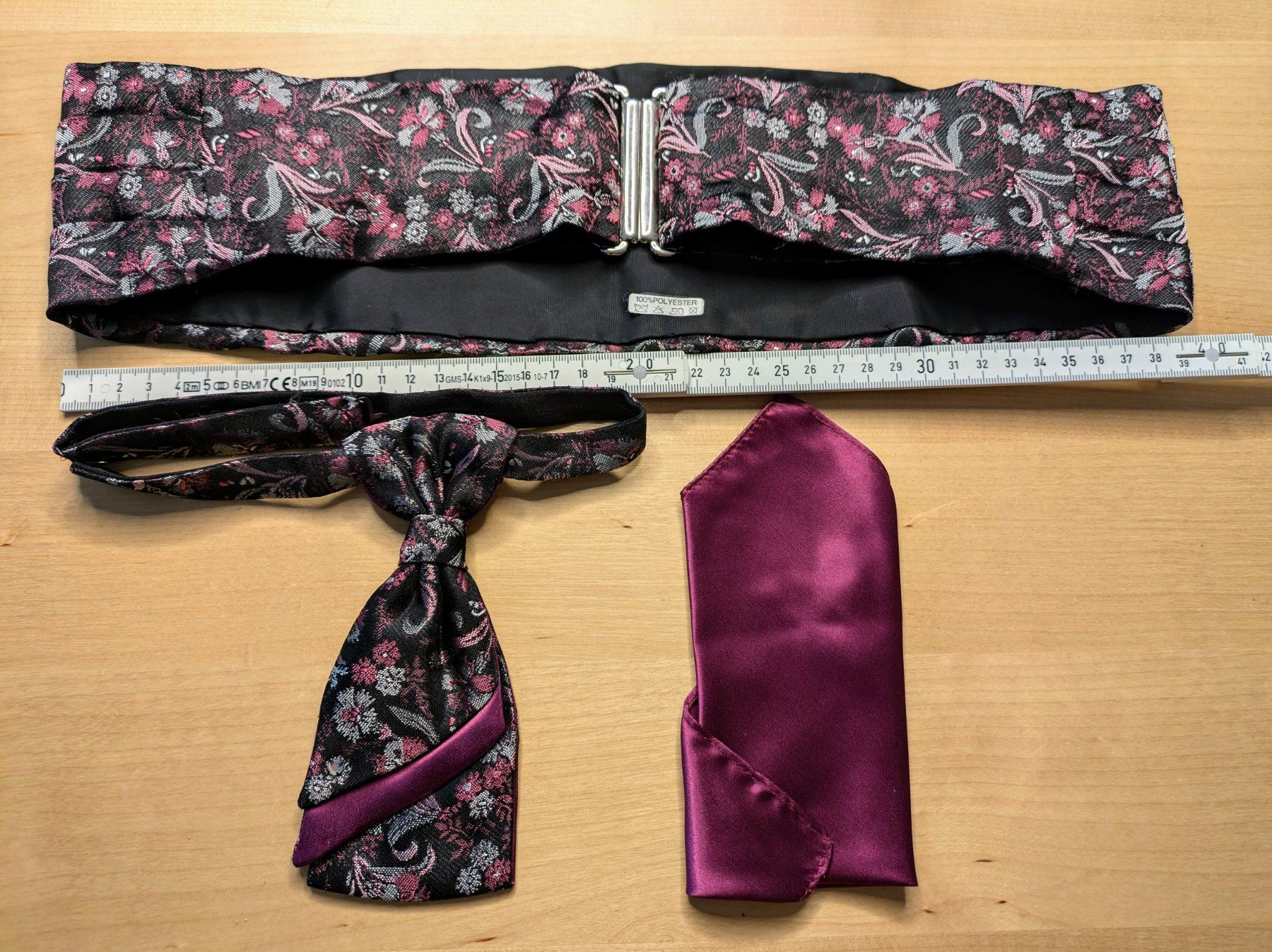 Costumi: Trachten Set Man Gr. S-L – Nuovo (secondo la descrizione) da Benken SG venduto da olga81