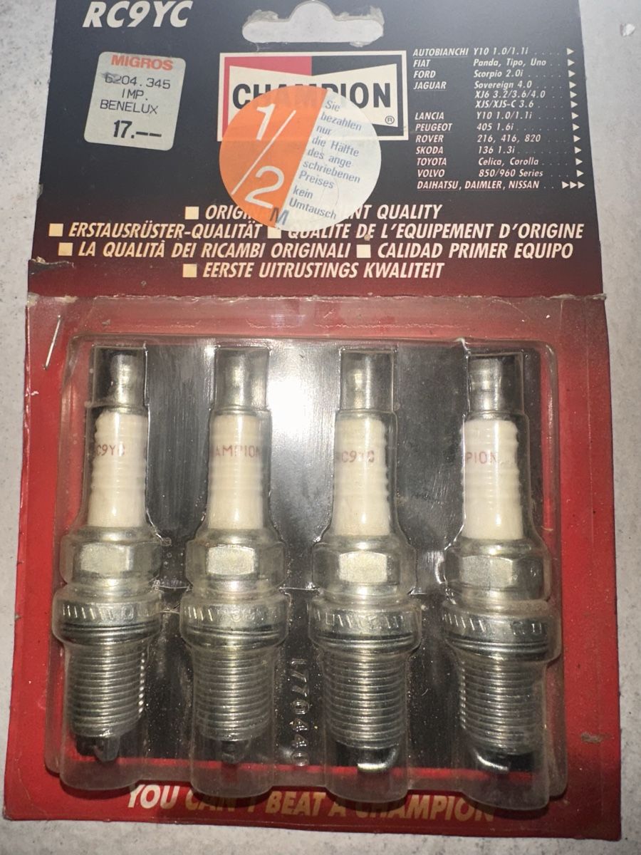 Tutti pezzi di ricambio auto: 2 mal 4 Stk. Zündkerzen für Oldtimer – Nuovo e nell'imballaggio originale da Niederönz venduto da Minusch2 3