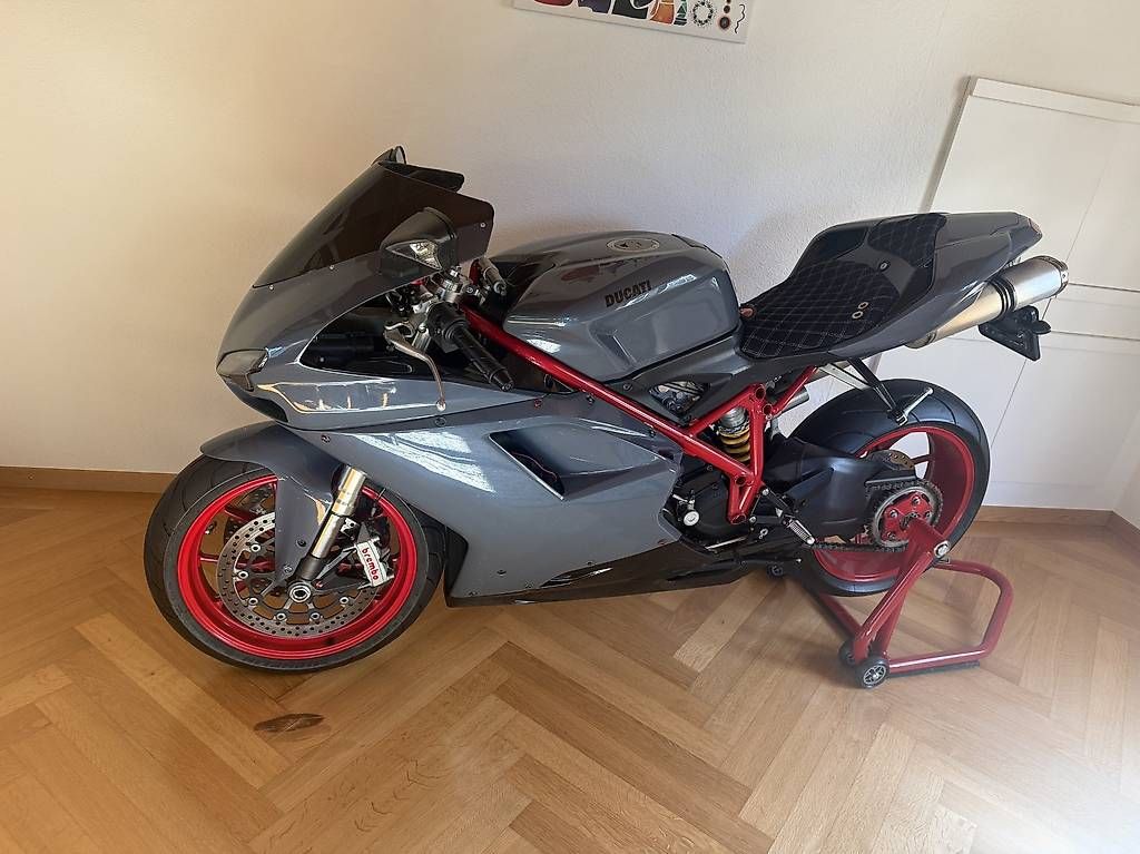 Ducati Route: Ducati  848 evo – D'occasion à Dürrenäsch par Maecu42