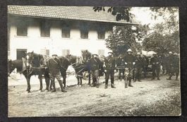 Soldaten mit Pferden Armee Schweiz Postkarte antik
