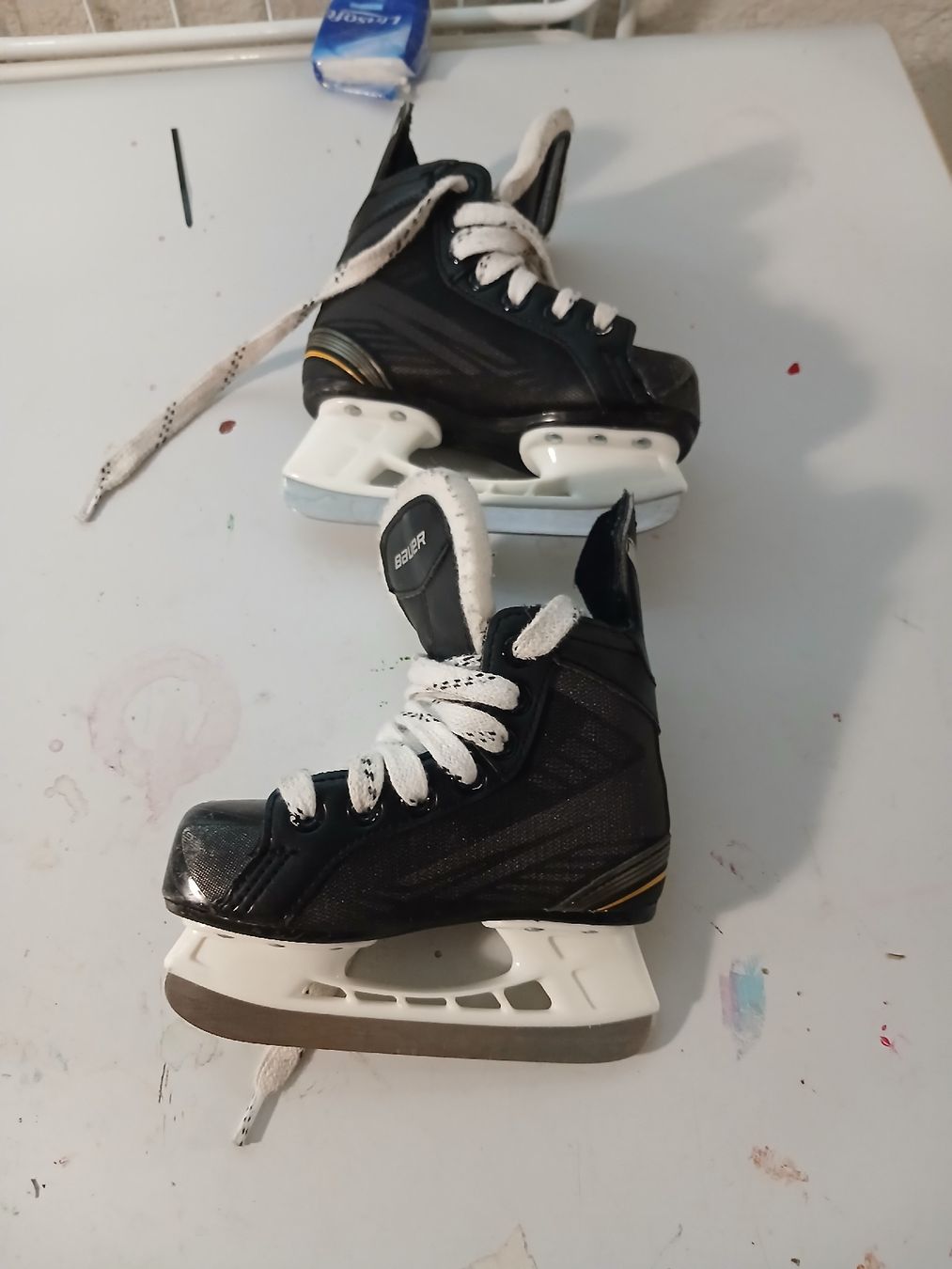 Bauer Schlittschuhe: Hockeyschuhe gr. 27 – Gebraucht aus Zürich von Jeanlavioline 1