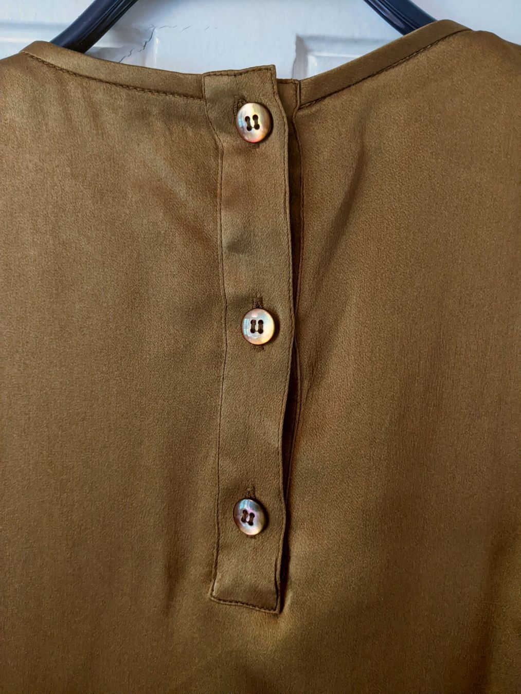 Escada Blusen: ESCADA : Blouse en soie mordorée 42 – Neu (gemäss Beschreibung) aus Petit-Lancy von lilycerise 4