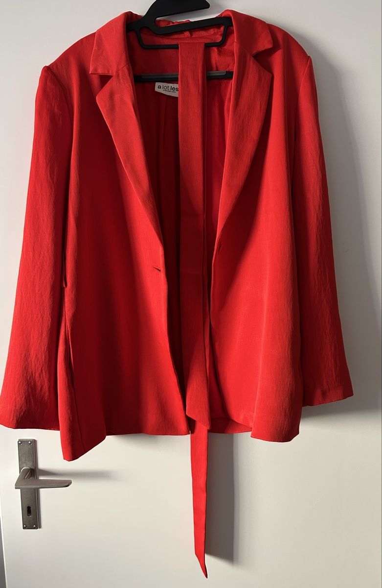 Giacche: Satin Blazer mit Gürtel, Grösse S, Neu – Nuovo (secondo la descrizione) da Spiez venduto da gerybe 3