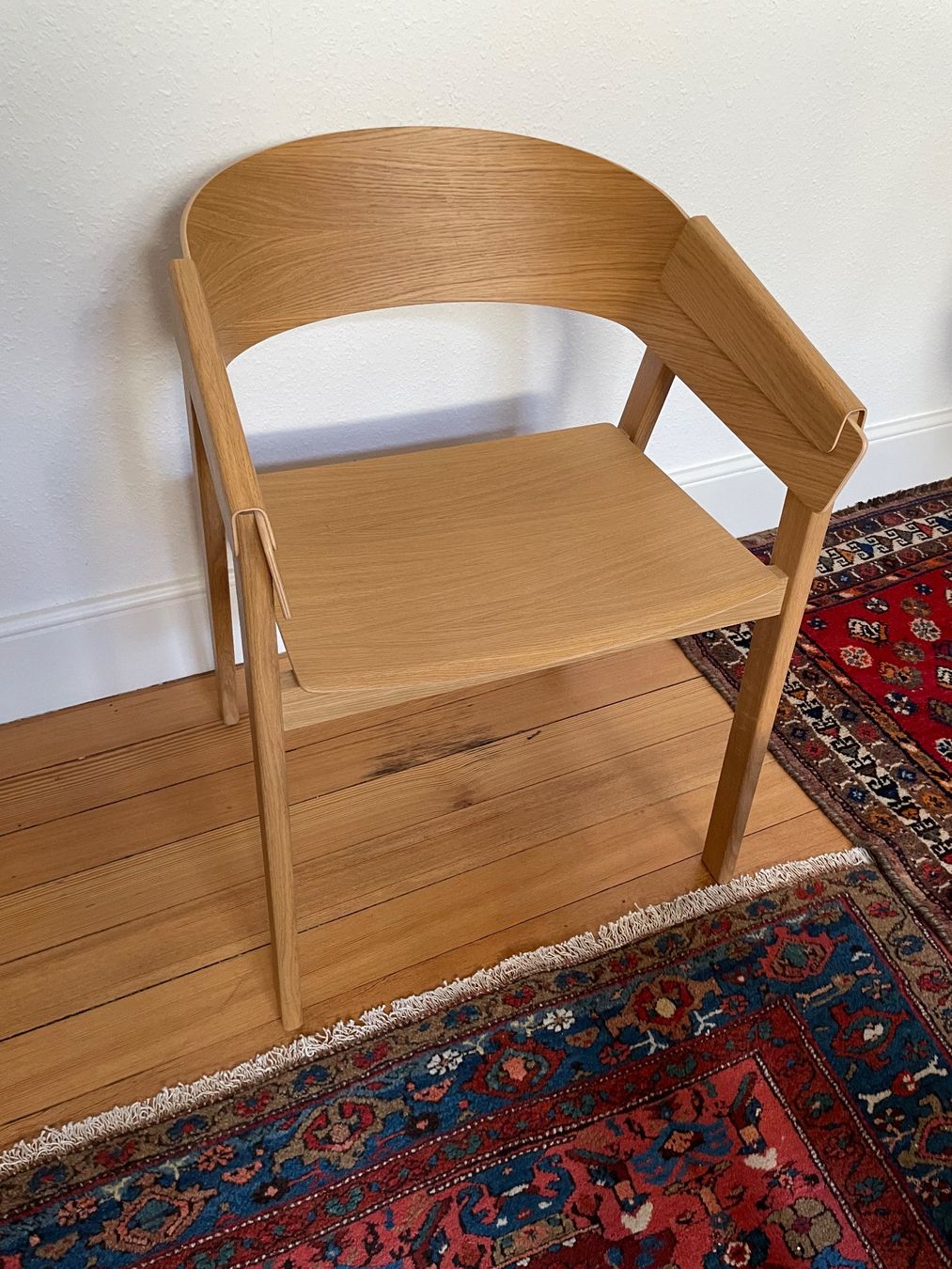 Muuto Stühle: 2 chaises Cover de Muuto – Gebraucht aus Confignon von amb_zw9z