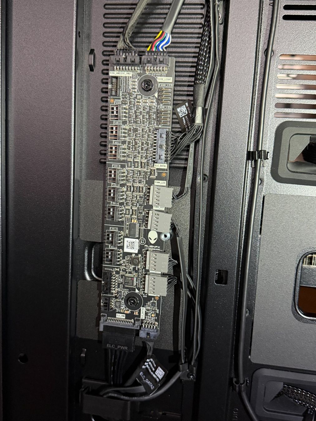 Dell Gehäuse: Alienware Area-51 Case – Gebraucht aus Galmiz von Vual 6
