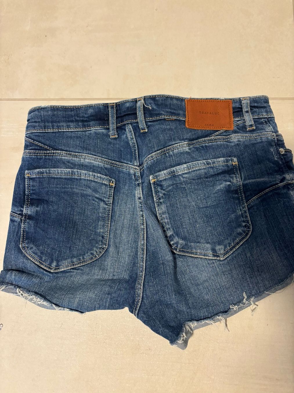 Zara Jeans: Hot Pants Zara – Usato da Bülach venduto da cf96 1