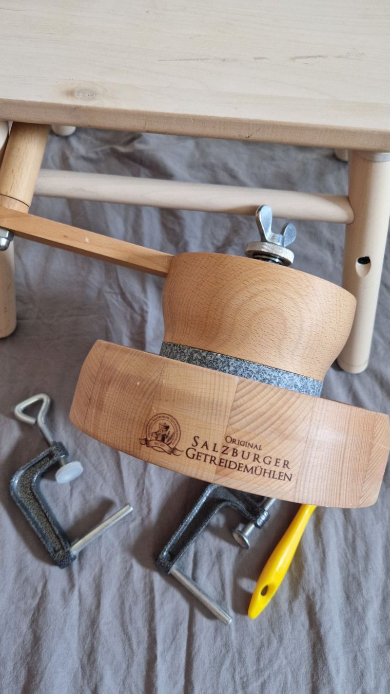 Elettrodomestici da cucina: Handgetreidemühle – Usato da Rupperswil venduto da RoRo04