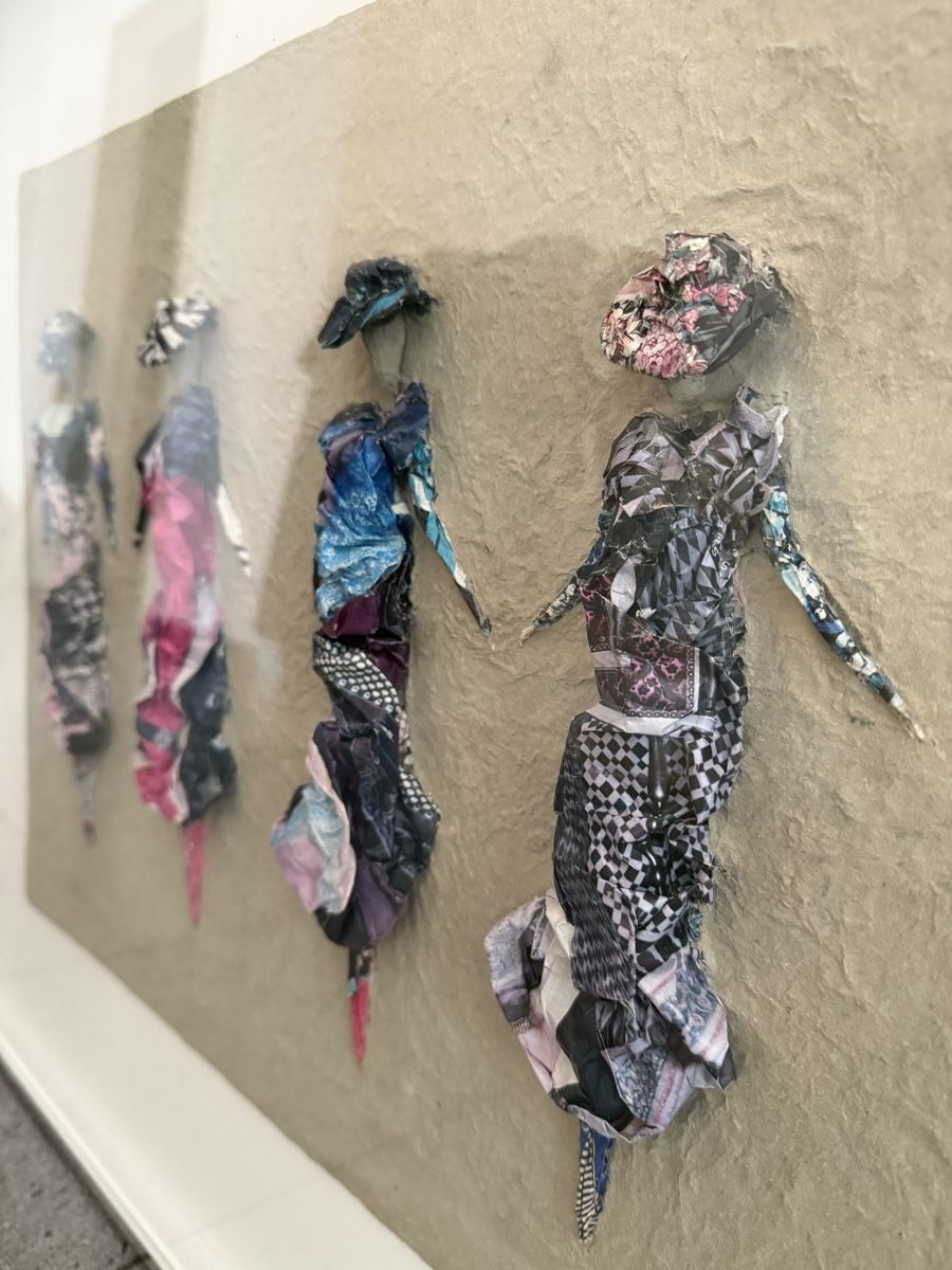 Foto & Immagini: Bild 4 Ladys - Objektkunst in Ihrem Wohnzimmer – Usato da Selzach venduto da Napaworld