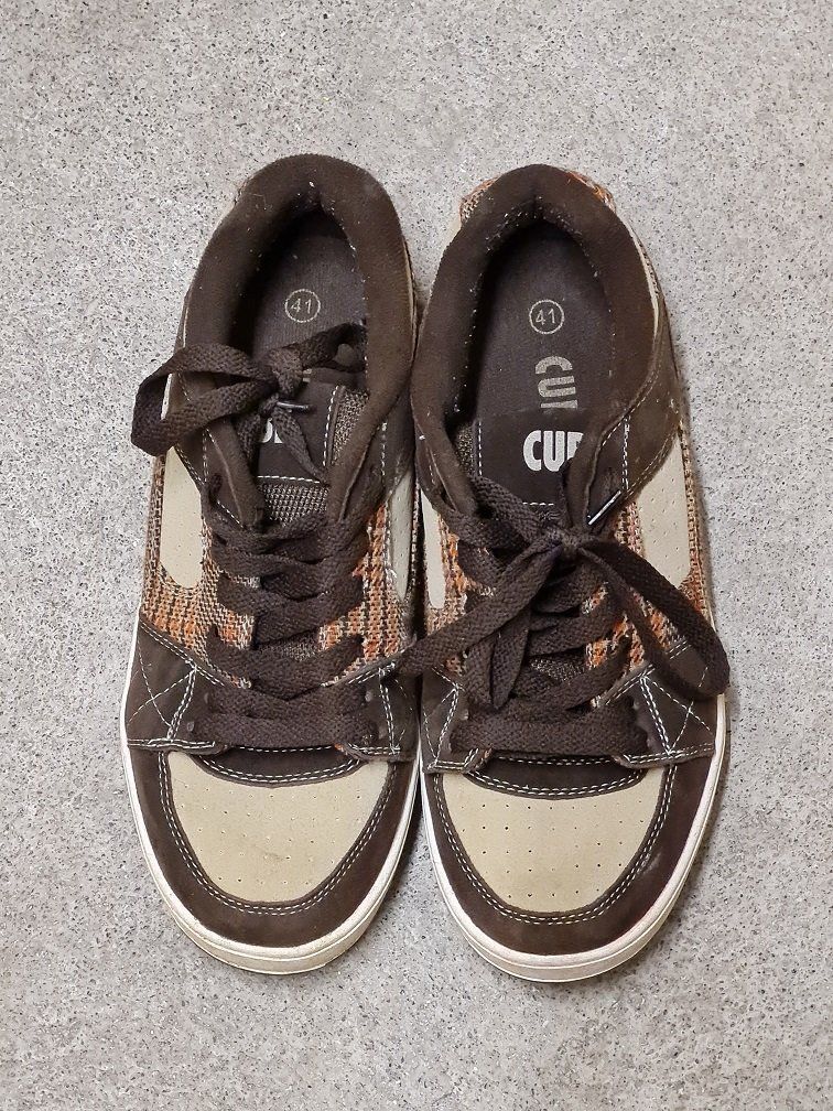 Chaussures hommes: Neuw. Sneaker - beige/braun - Gr.41 – Neuf (Voir description) à Uznach par Laeuffer