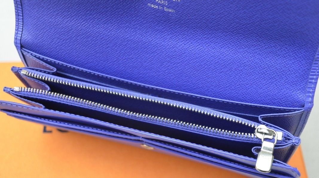 Louis Vuitton Portafogli: Louis Vuitton Sarah Wallet - Epi Leder - Viola – Usato da Derendingen venduto da MDPshopandmore 1