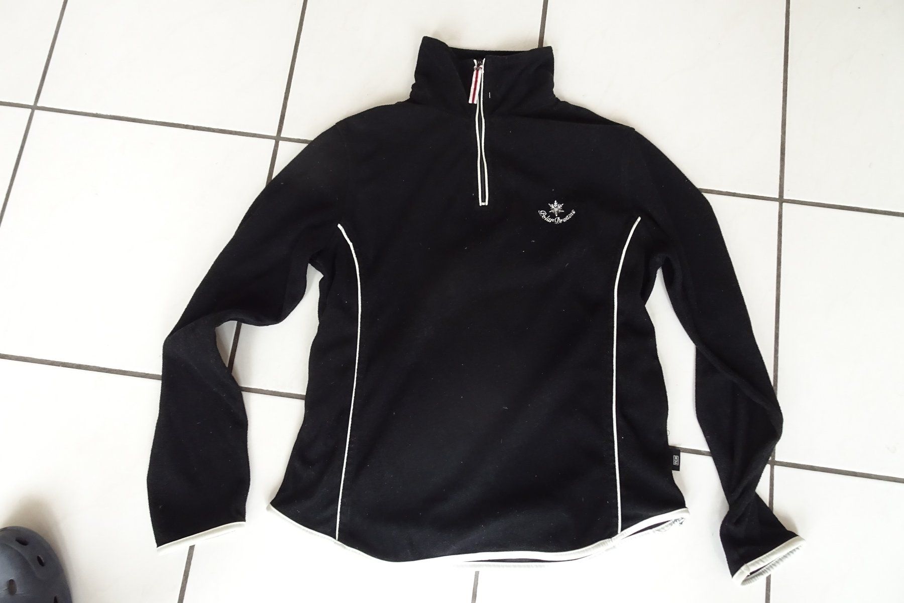 Maglioni & Felpe: schwarzer Fleece Pullover Gr. 34-36 – Usato da Strengelbach venduto da schmetterling20