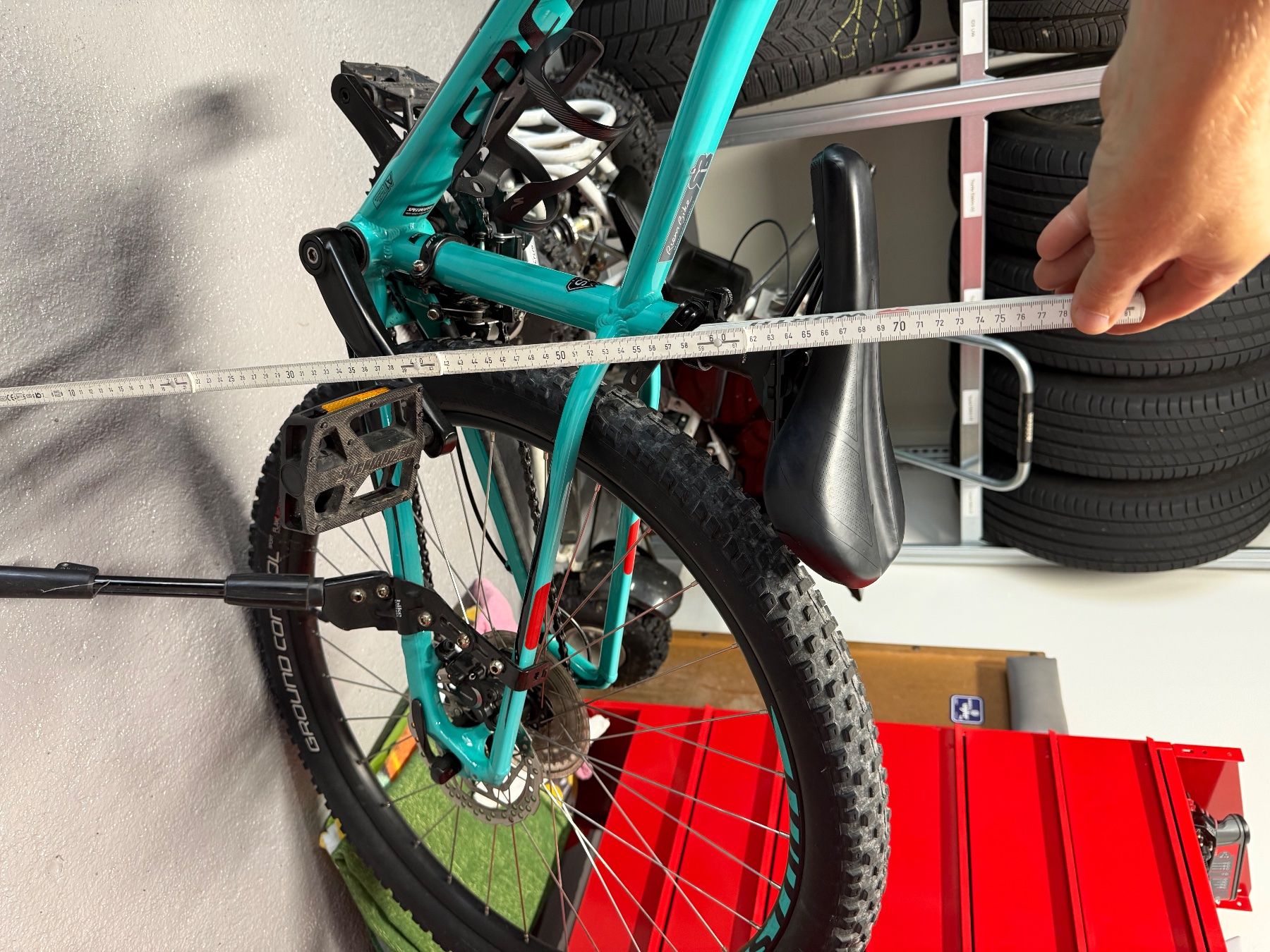 Specialized Biciclette: Kinder Bike – Usato da Unterseen venduto da Excalibur2 8