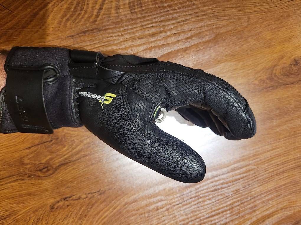 Handschuhe & Handstulpen: Leki Griffin S Ski Handschuhe 8.5 – Gebraucht aus Adliswil von Gattu 1