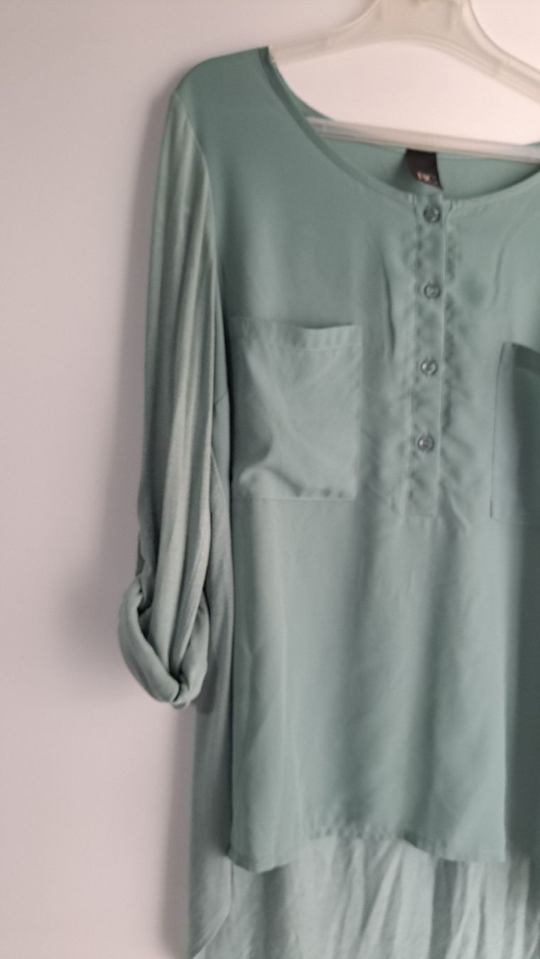 Blusen: Bluse grün Gr. 38 von BC – Gebraucht aus Winterthur von Dream_of 2