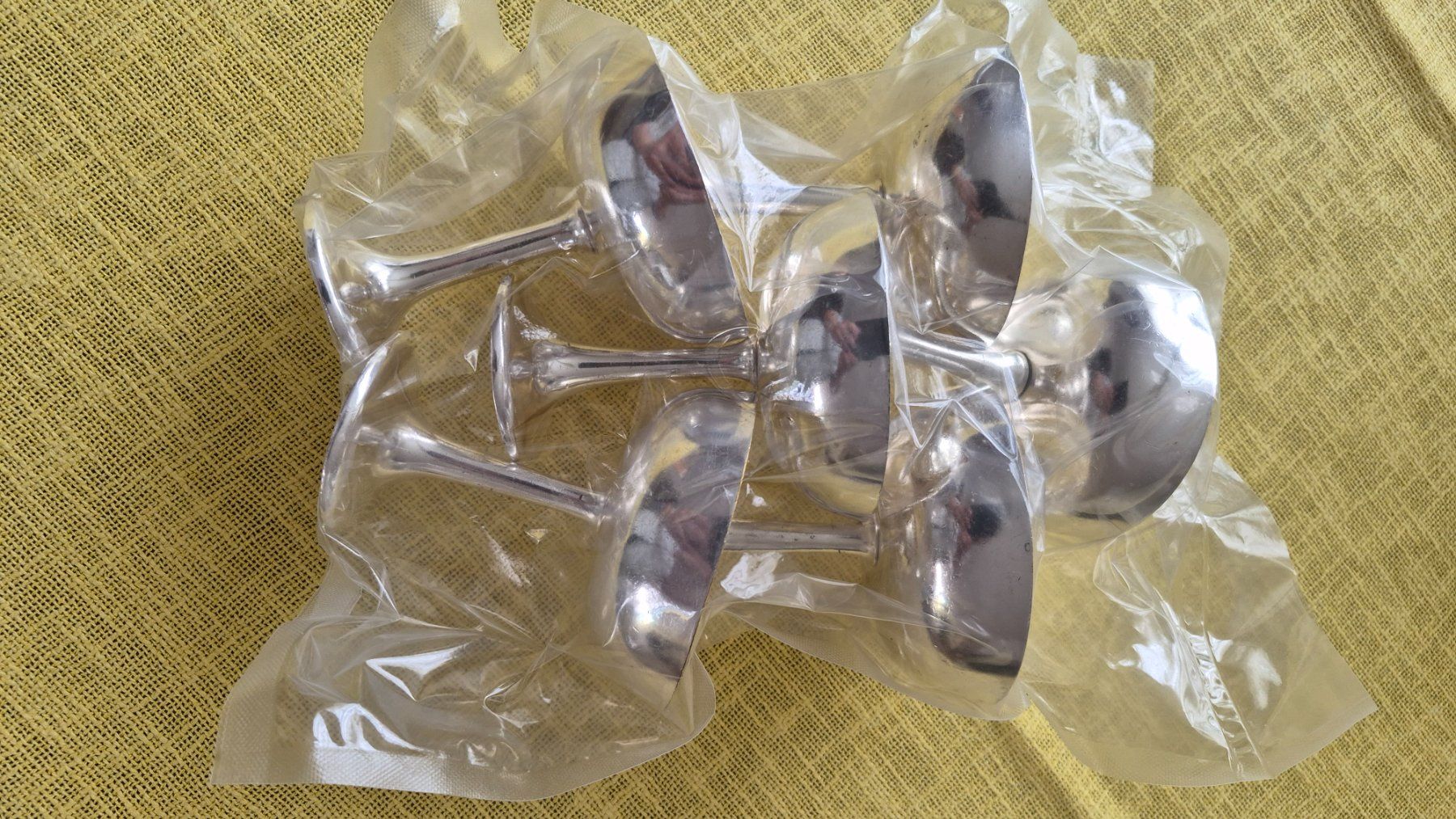 Set di piatti: Silber Hotelsilber Coupen Eisbecher Schalen – Usato da Twann venduto da Twann