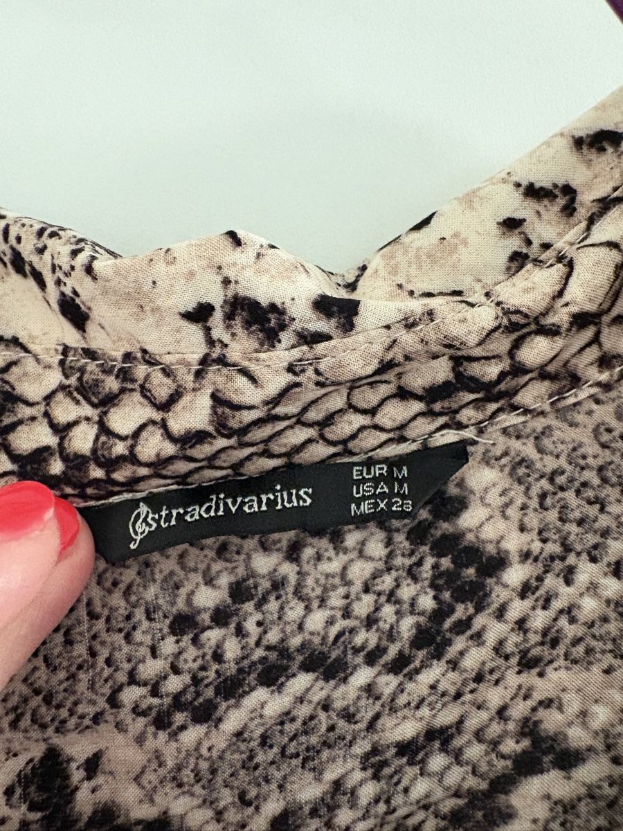 Stradivarius Camicette: Camicetta Stradivarius stampa serpente tg. M – Usato da Basel venduto da sab_mjg8 1