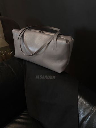 Jil Sander Goji Pillow Leder Tasche taupe