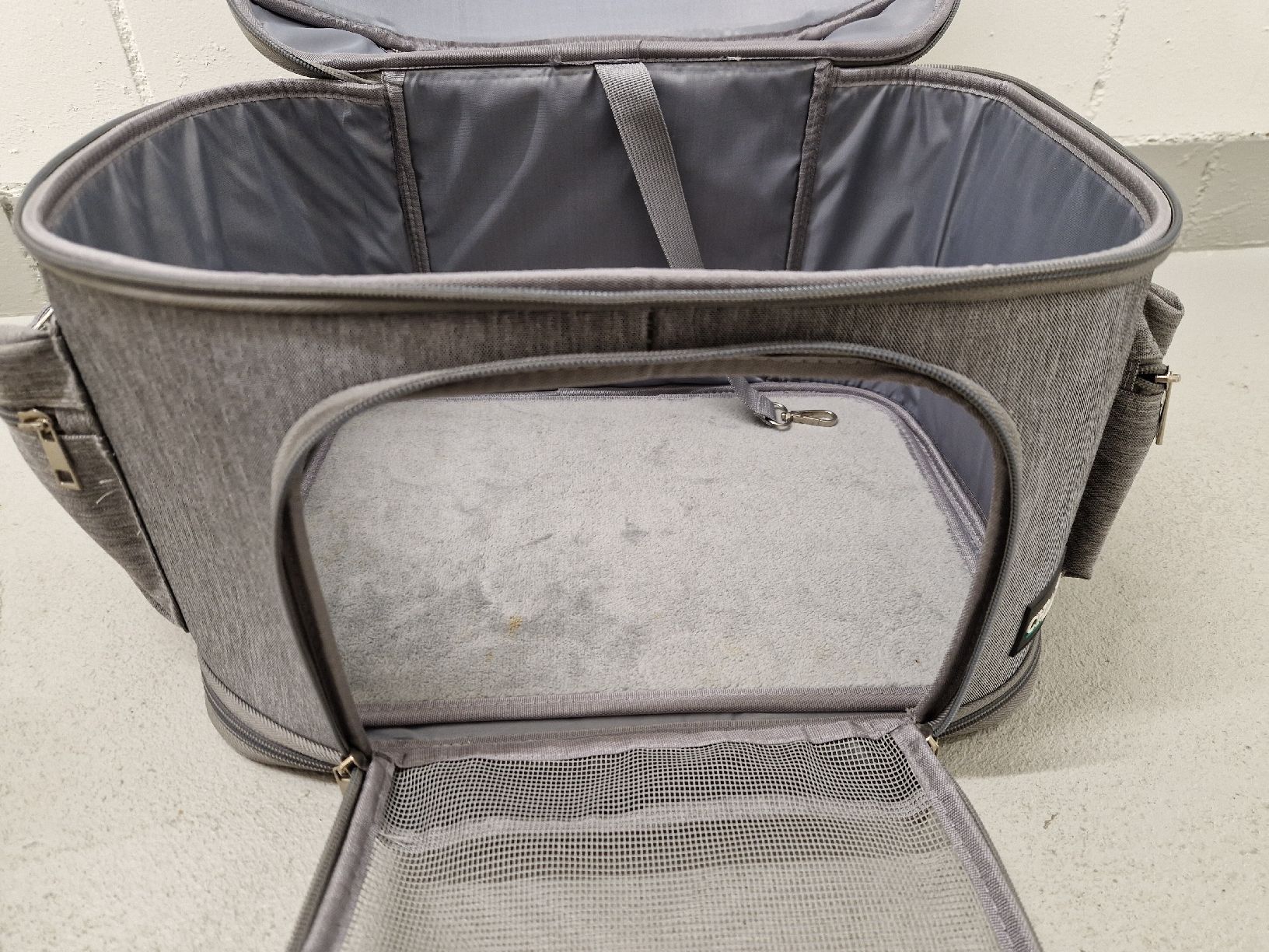 Sacs: Haustierbox – Neuf (Voir description) à Zell ZH par rah_q6gm 2