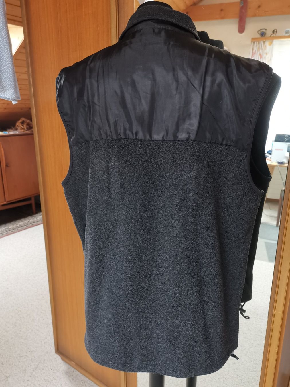 Gilet & Giacche: Weste NICK TAYLOR – Usato da Seuzach venduto da NaehdesignMirjam 1