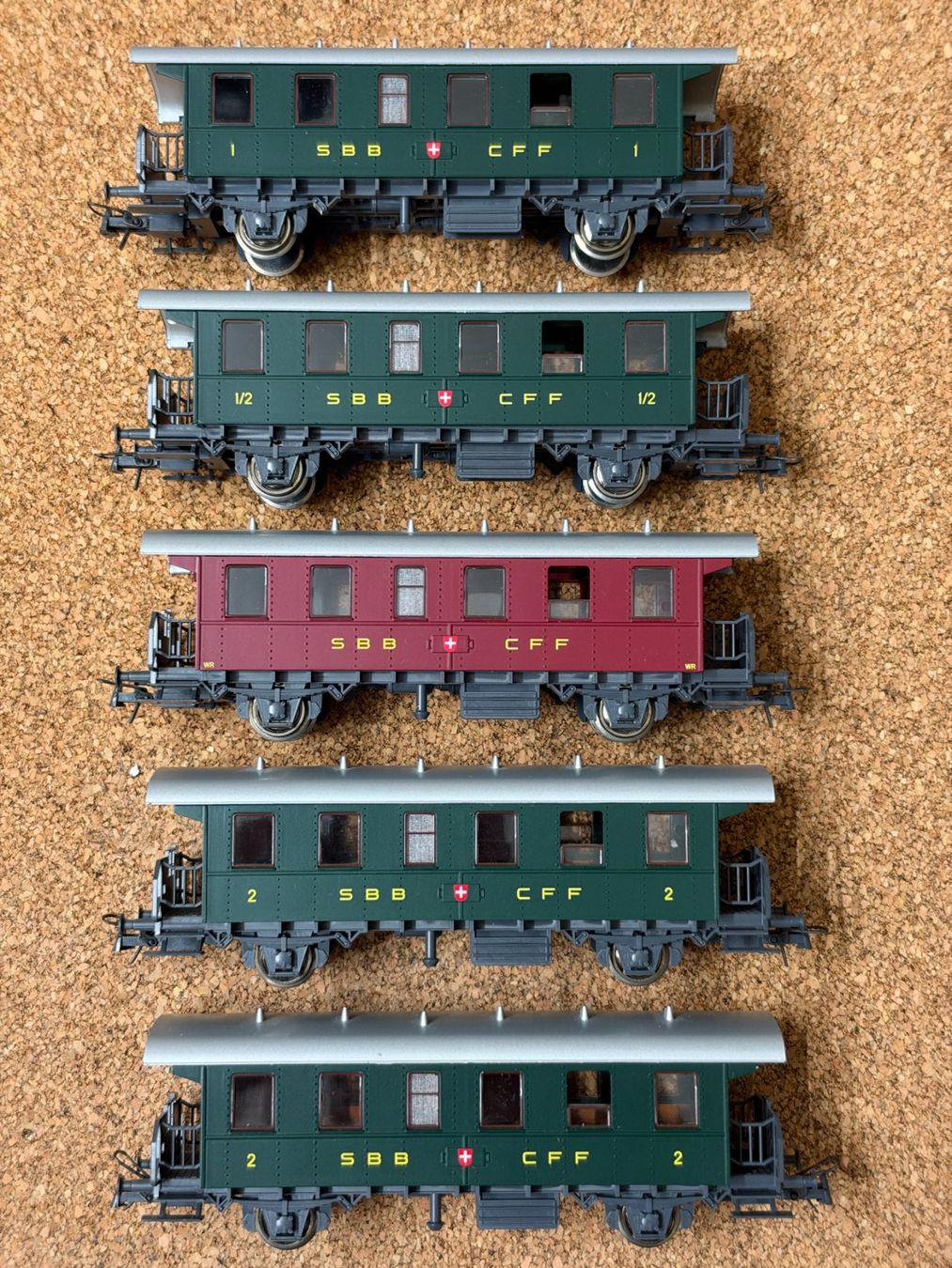 Roco Modellini di ferrovie: 5x Roco SBB-Wagen – Usato da Bülach venduto da Ruedimax 2