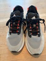 Adidas Avryn Gr. 40 1/2