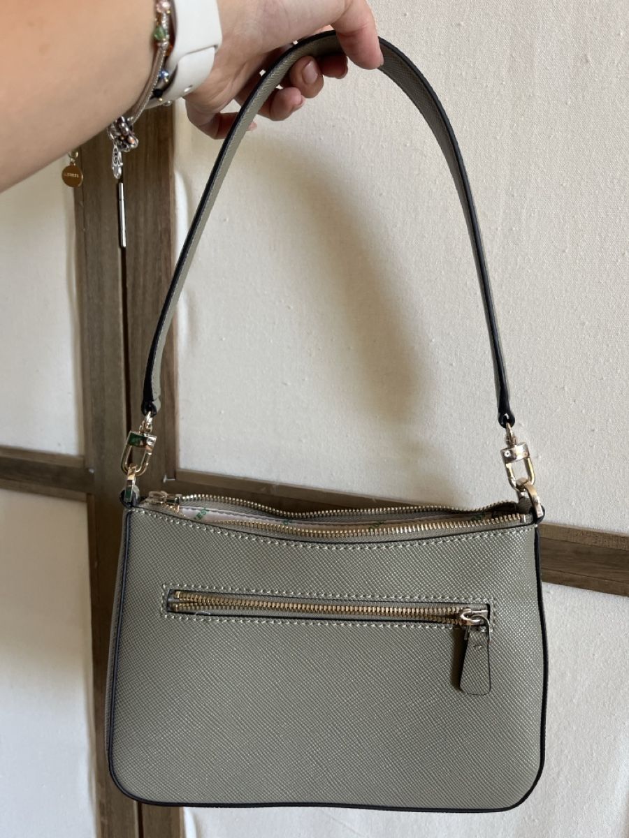 Guess Borse da donna: Khaki Guess Schultertasche – Nuovo (secondo la descrizione) da Bolligen venduto da yue_9wxw 2