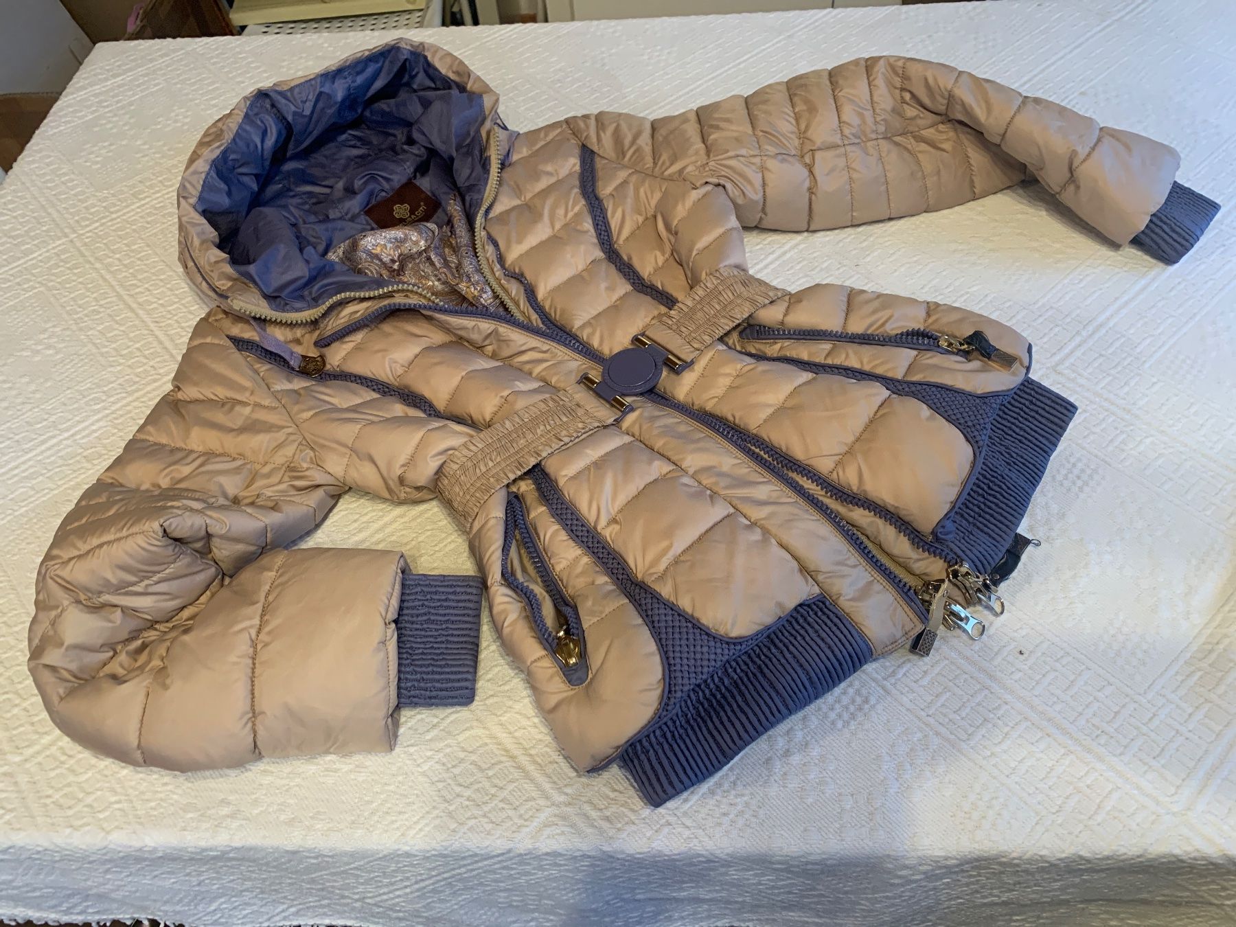 Giacche: Wunderschöne Jacke Gr.S-M – Usato da Niederhasli venduto da Nati134