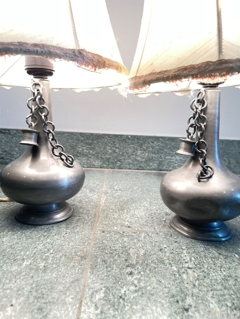 Lampen: 2 Antike Nachttischlampen Zinn Vintage – Gebraucht aus Olten von ELHANDEL 6