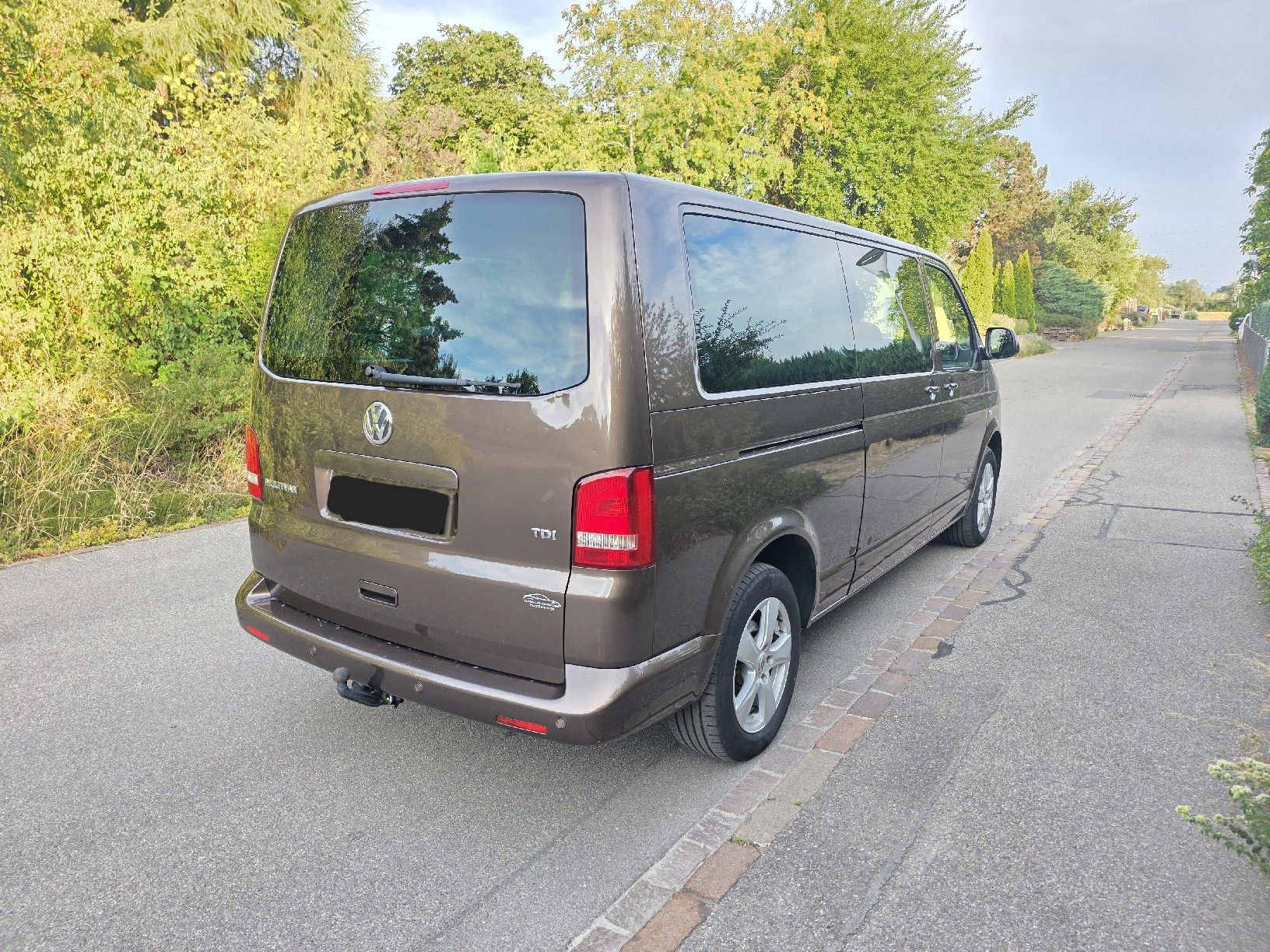 VW Autos: VW T5 Multivan 2.0 TDI Highline Automat – D'occasion à Kerzers par CarDeal. 4