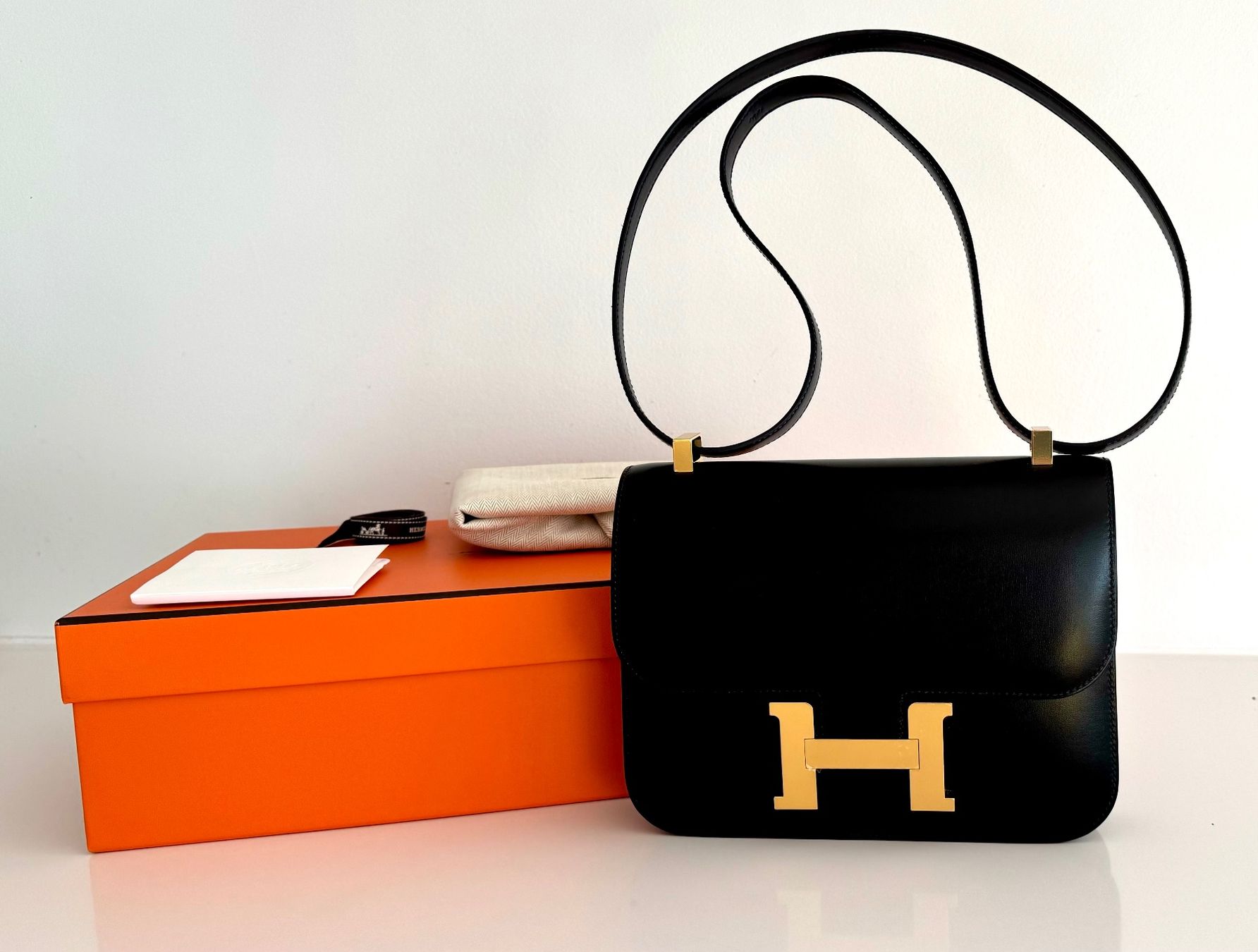 Hermès Borse da donna: Hermes Constance Box Noir GHW / Full Set! – Usato da Ennetbaden venduto da Cinzi25