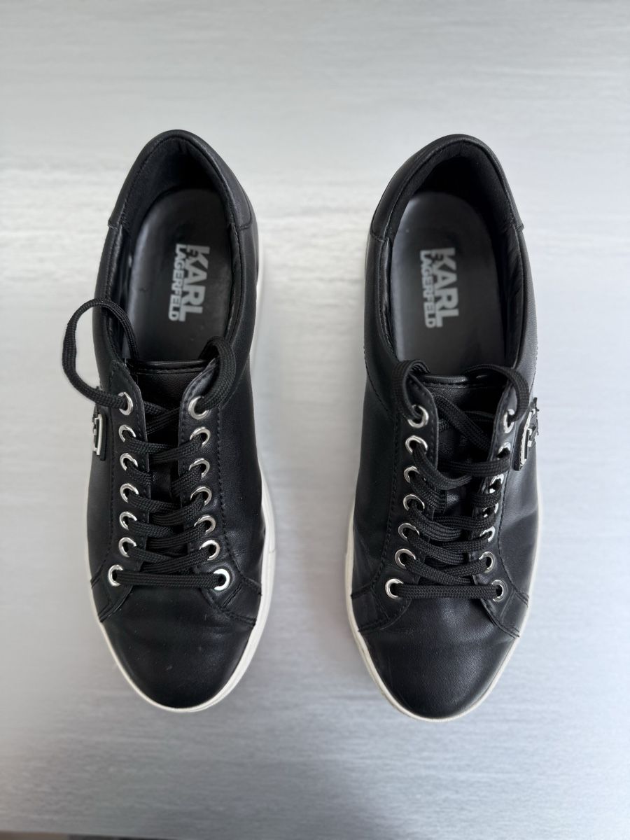 Karl Lagerfeld Damenschuhe: Karl Lagerfeld sneakers – Gebraucht aus Spreitenbach von BritToSwiss